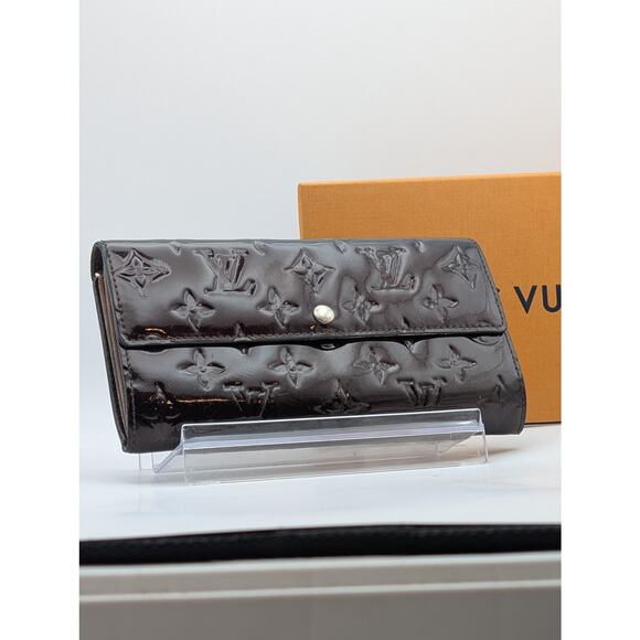 Auth Louis Vuitton Monogram Vernis Sarah Long Wallet Amarante Purple - Picture 3 of 10